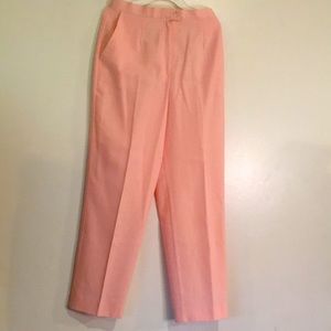 Impressions Flatter fit Ladies Dress pants Size 8P Like NEW Side pockets pleated